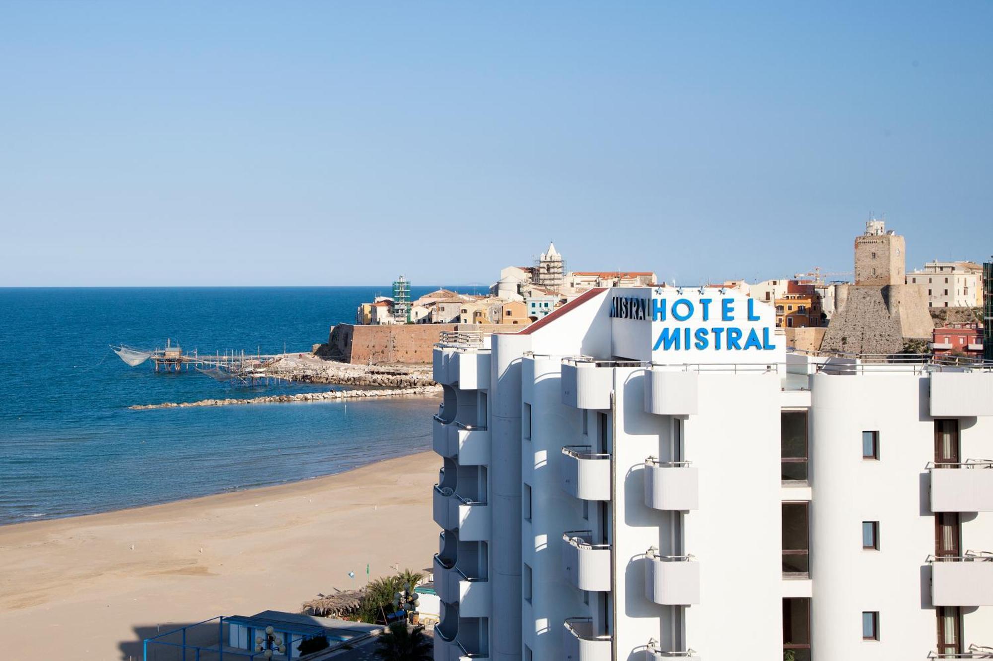 Hotel Mistral Termoli Exterior foto